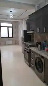 3-комн. квартира, 15 этаж, 115м², улица Айни-5