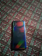 Samsung Galaxy A70-4