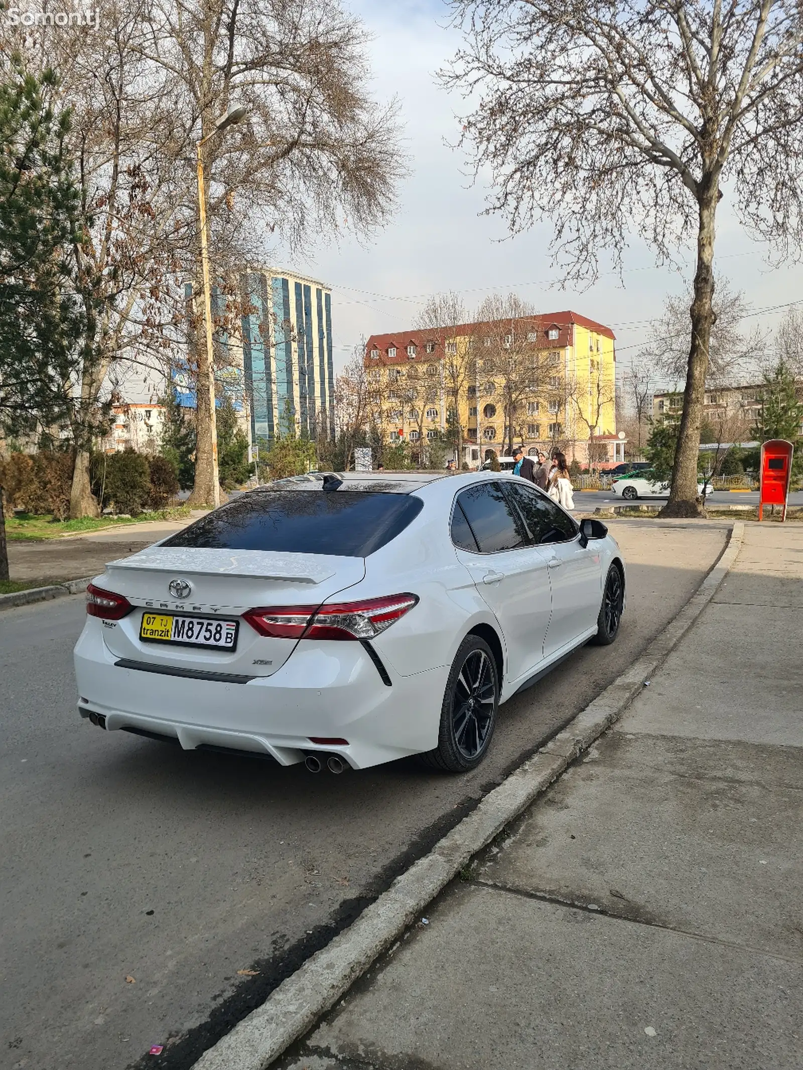 Toyota Camry, 2019-1