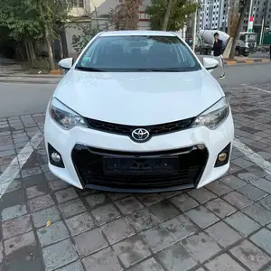 Toyota Corolla, 2015