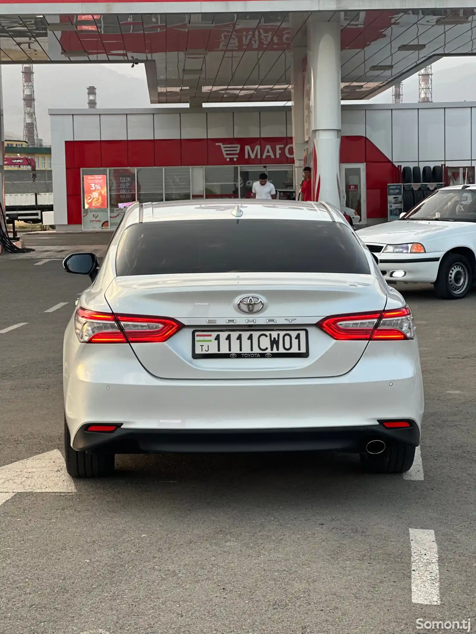 Toyota Camry, 2019-6