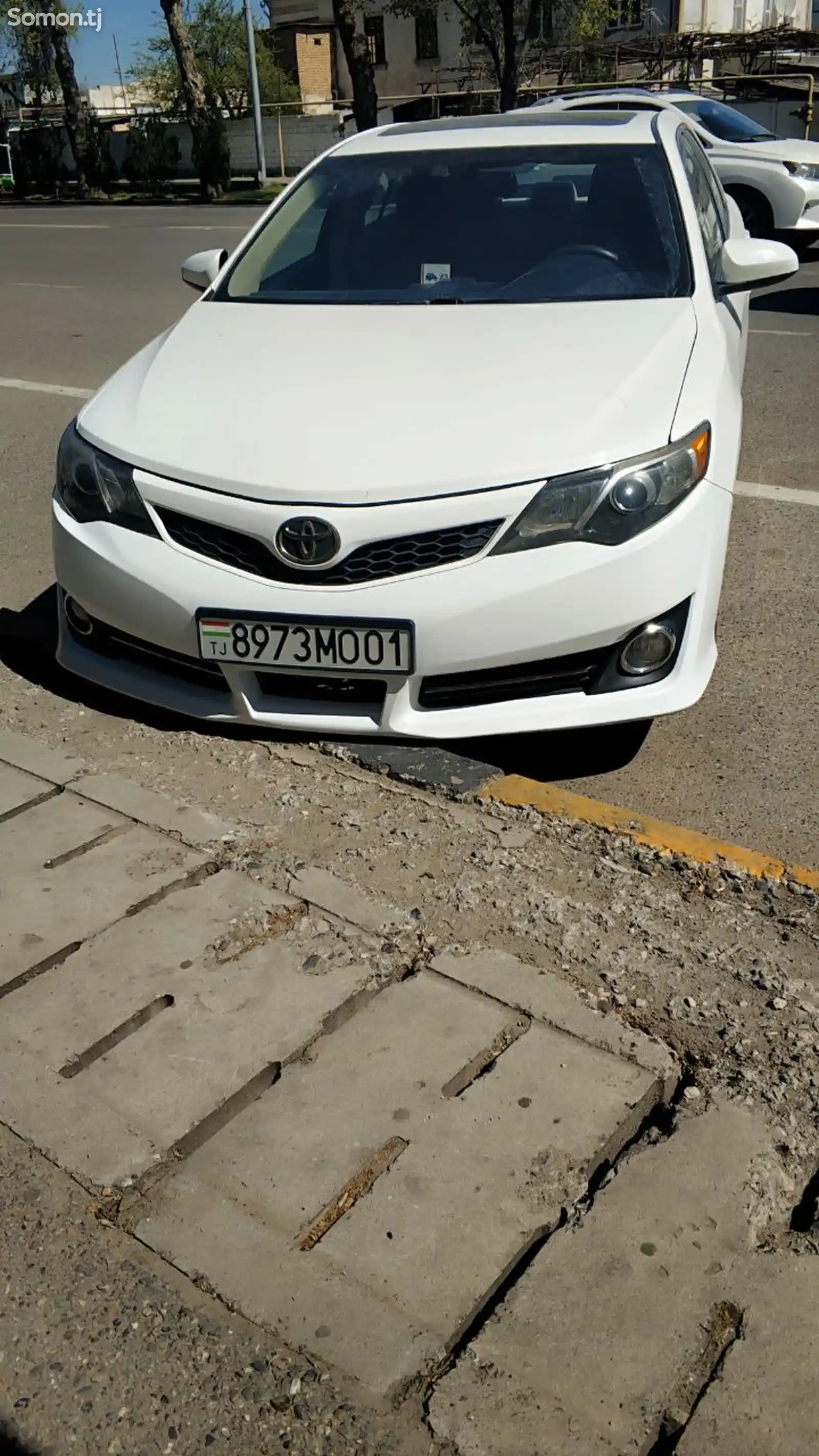 Toyota Camry, 2012-1