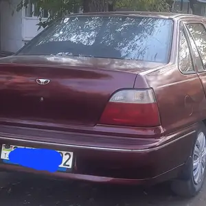 Daewoo Nexia, 1996