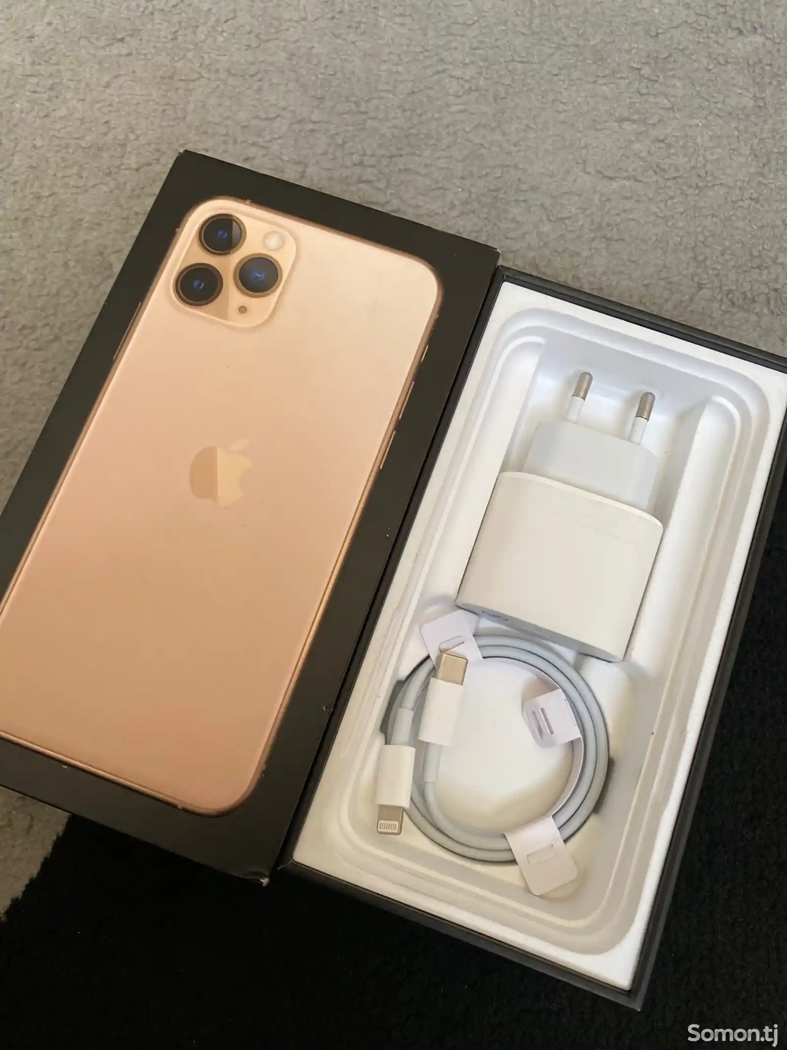 Apple iPhone 11 Pro, 256 gb, Gold-3