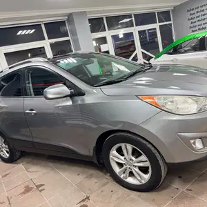 Hyundai Tucson, 2010