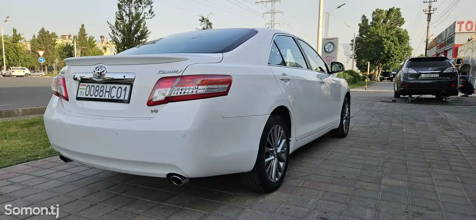 Toyota Camry, 2011-1