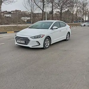 Hyundai Elantra, 2017