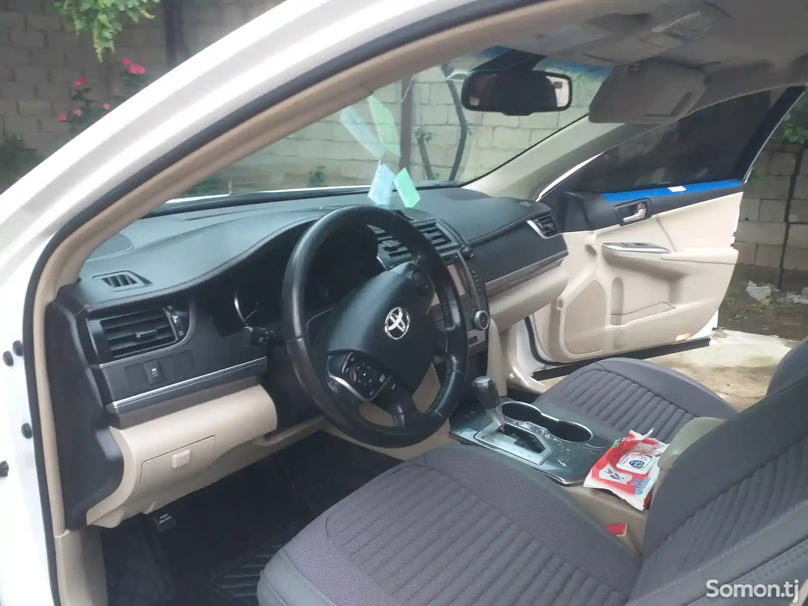 Toyota Camry, 2012-9