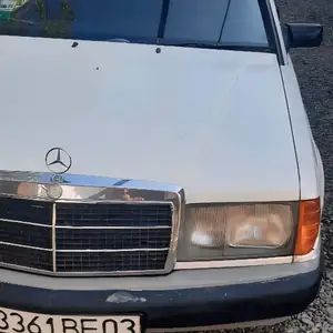 Mercedes-Benz W201, 1992