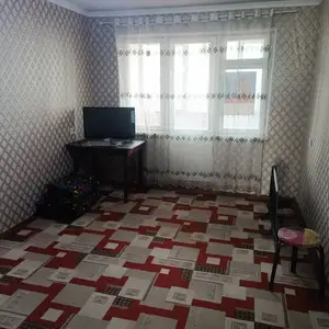 2-комн. квартира, 4 этаж, 55м², 33мкр