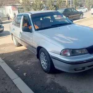 Daewoo Nexia, 1998