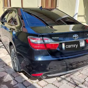 Toyota Camry, 2016