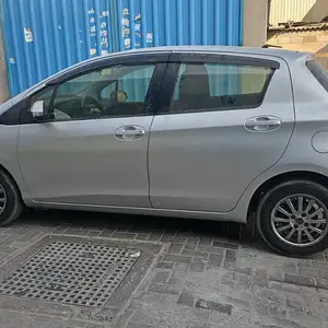 Toyota Vitz, 2014