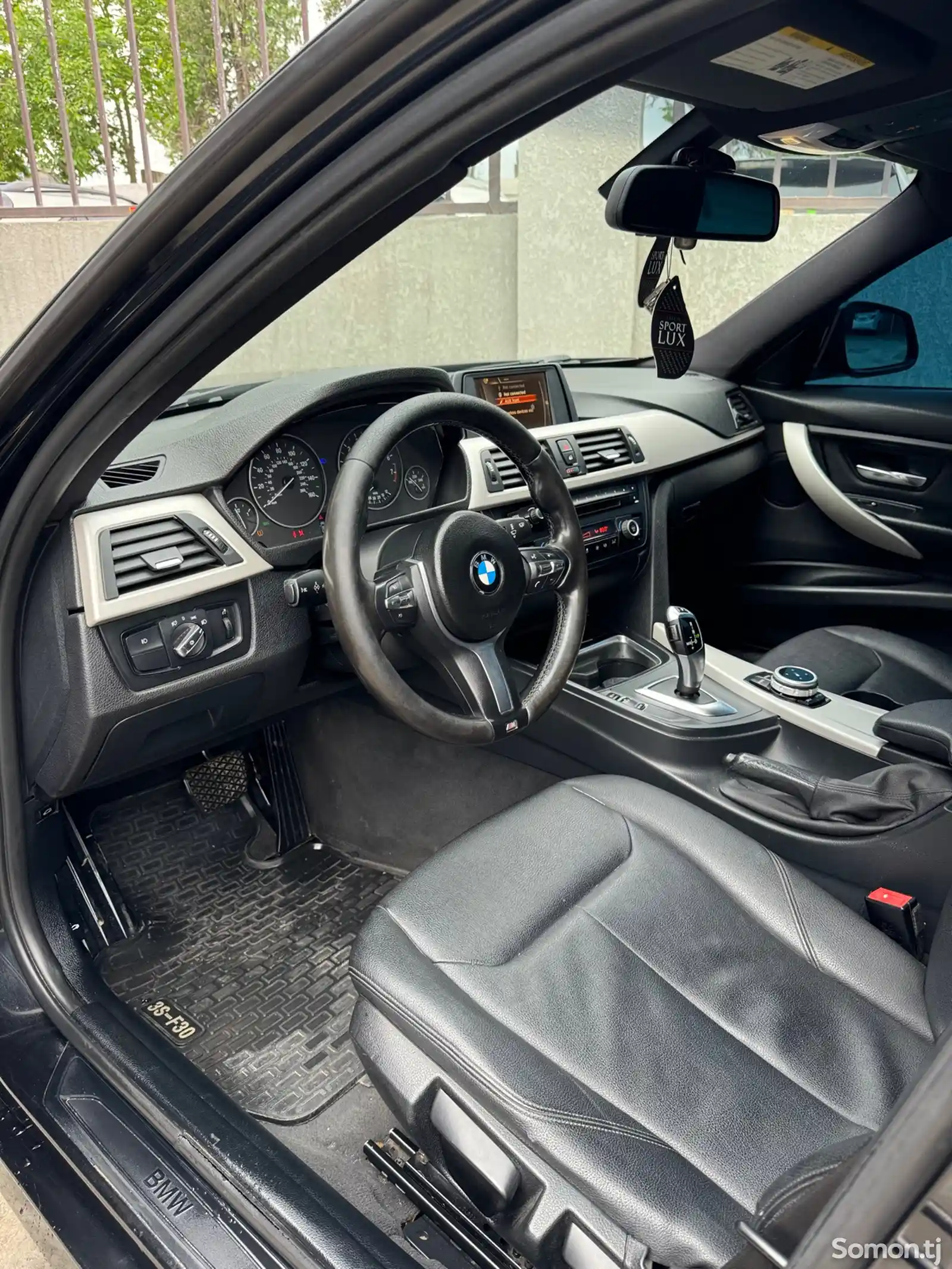 BMW 3 series, 2015-10