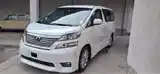 Toyota Vellfire, 2014-2