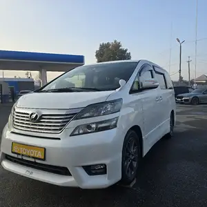 Toyota Vellfire, 2010