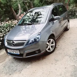 Opel Zafira, 2006