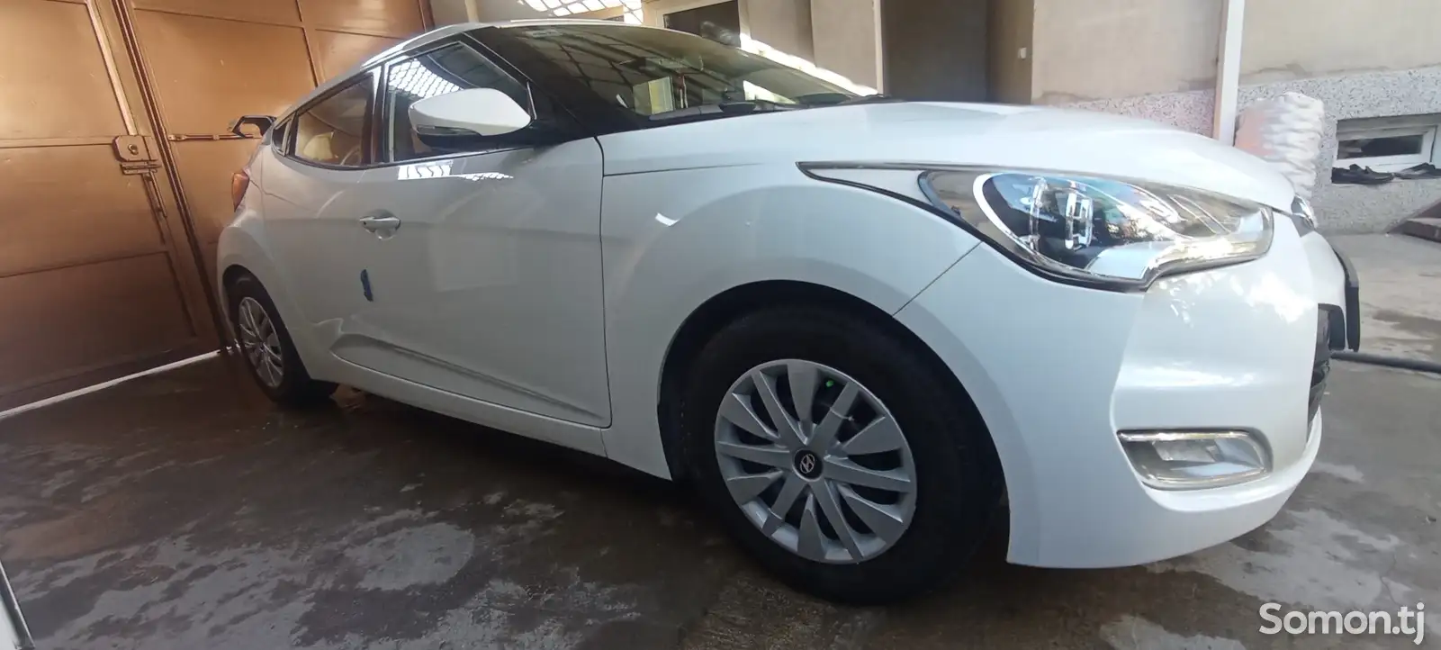 Hyundai Veloster, 2011-6