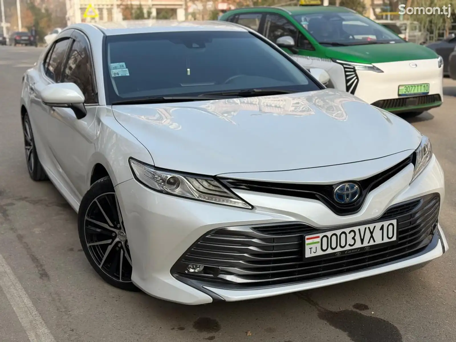 Toyota Camry, 2018-1