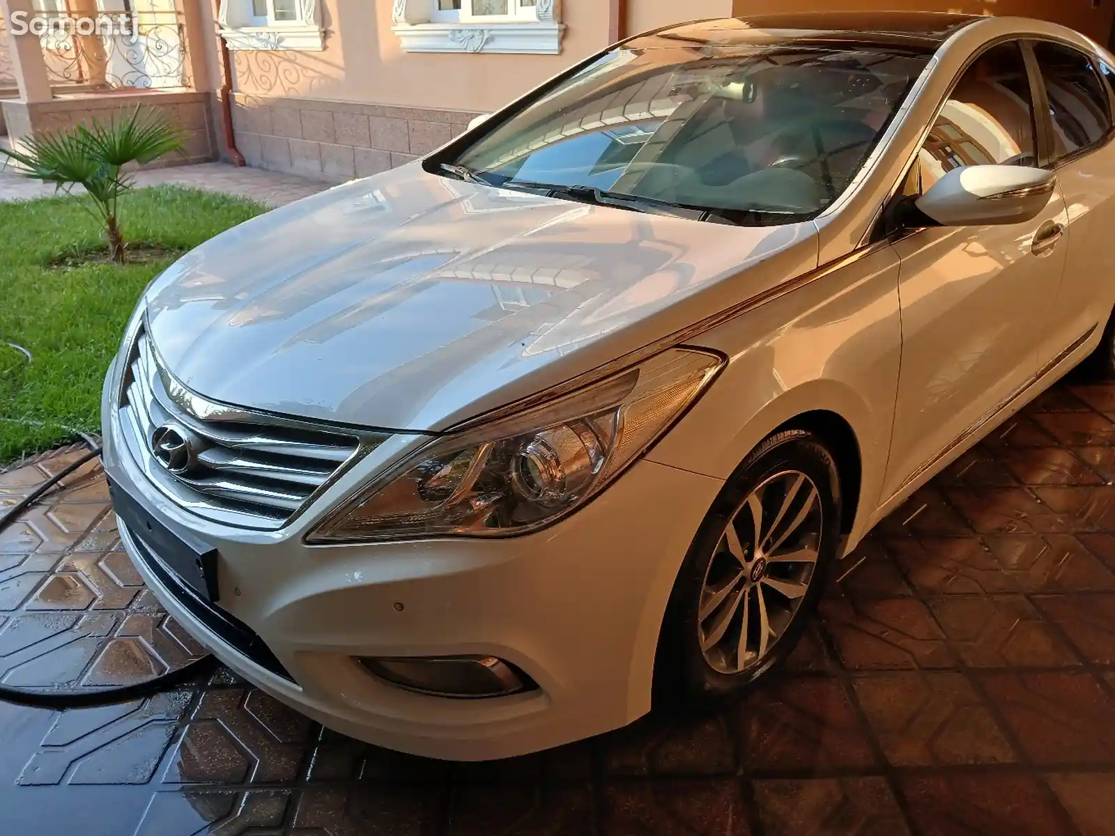 Hyundai Grandeur, 2012-2