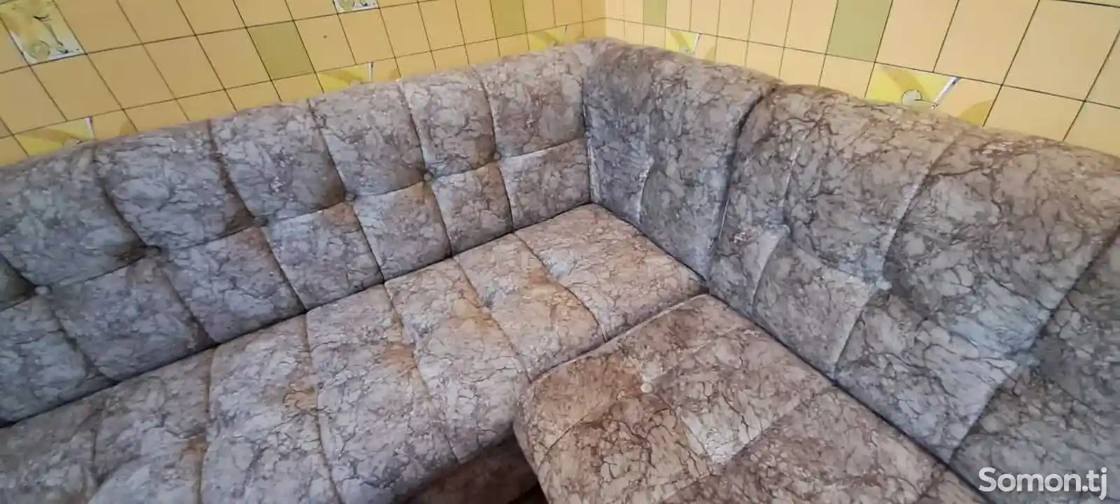 Угловой диван для кухни-3