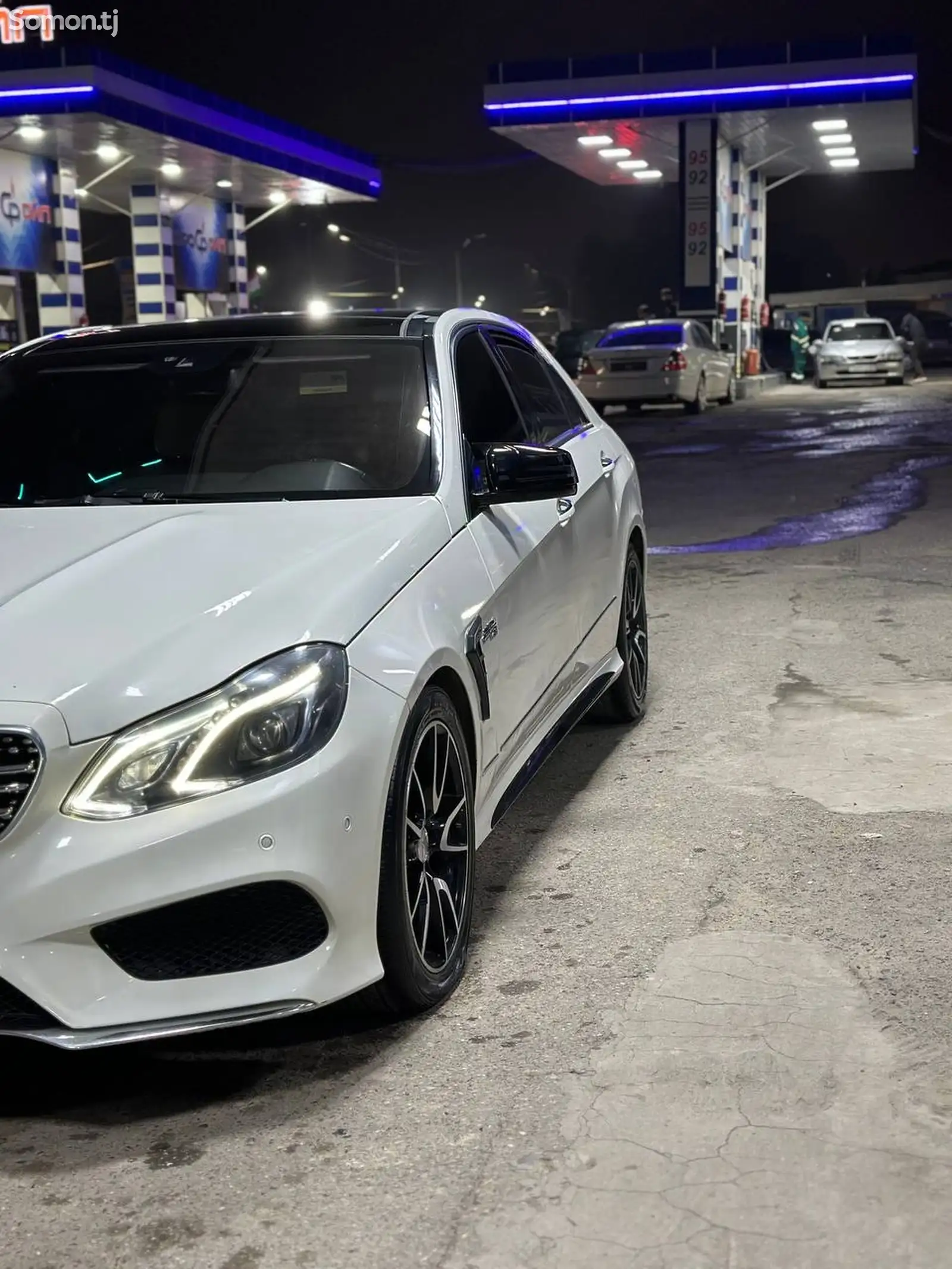 Mercedes-Benz E class, 2011-5