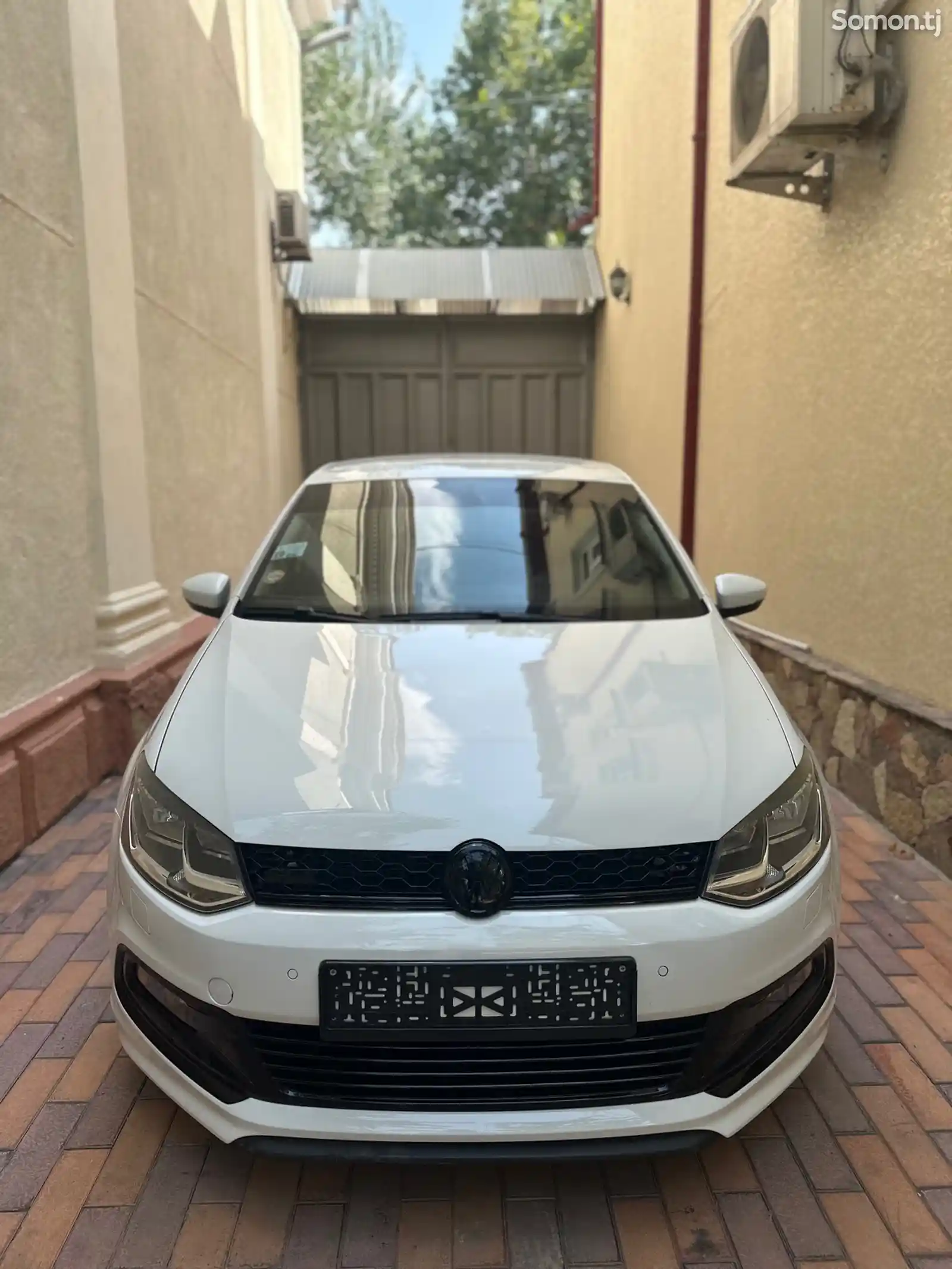 Volkswagen Polo, 2015-1