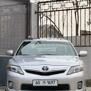 Toyota Camry, 2011