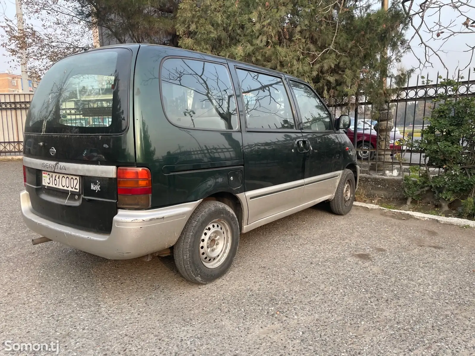 Nissan Serena, 1997-1