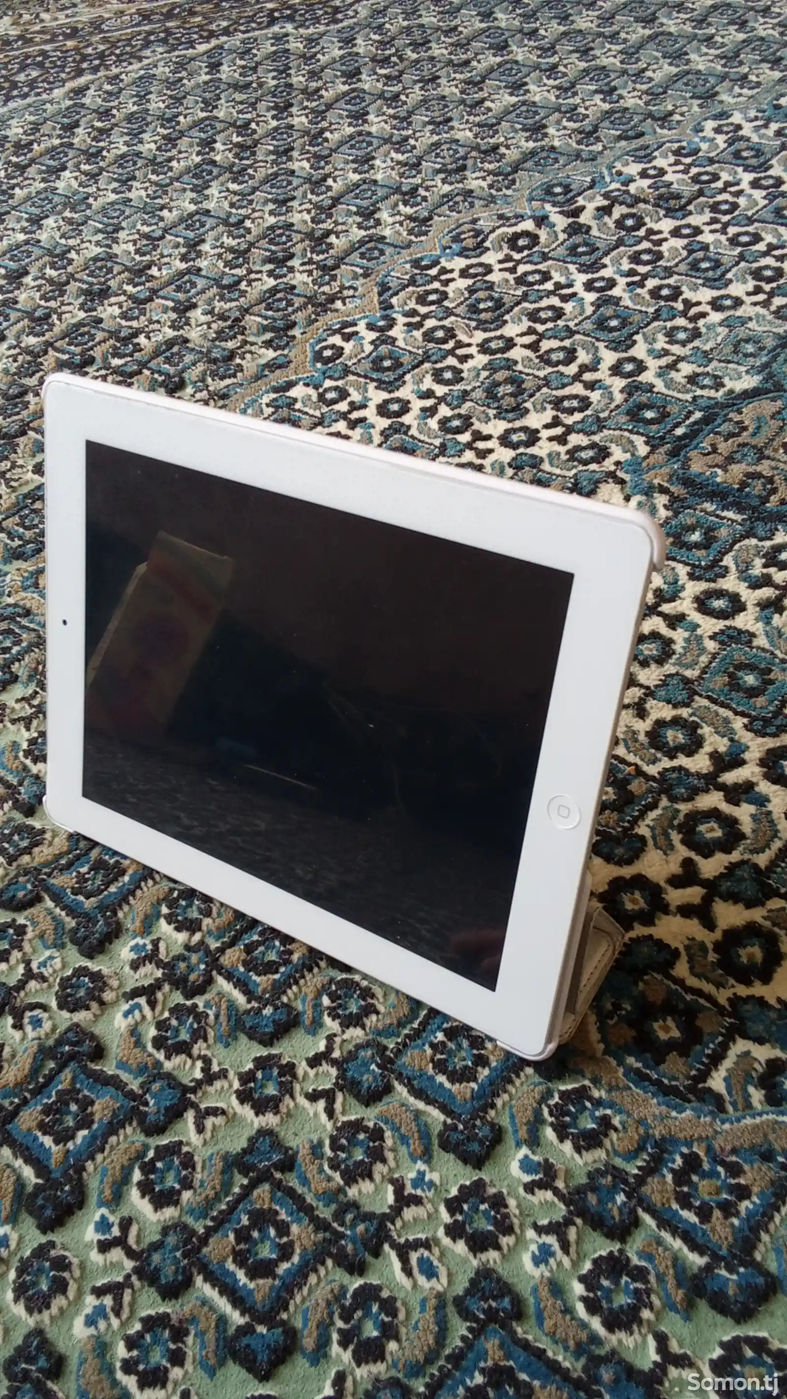 Планшет Apple iPad 4-7