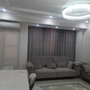 2-комн. квартира, 14 этаж, 93м², Цум