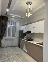 2-комн. квартира, 12 этаж, 70м², Сомони-7