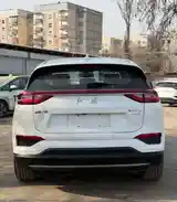 Hongqi E-HS3, 2019-9