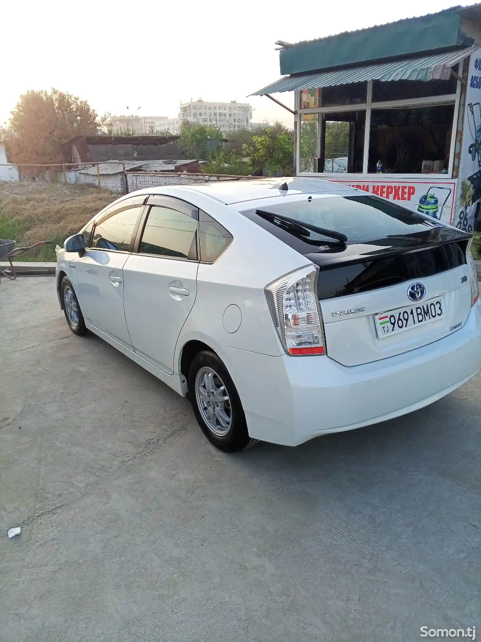 Toyota Prius, 2011-2