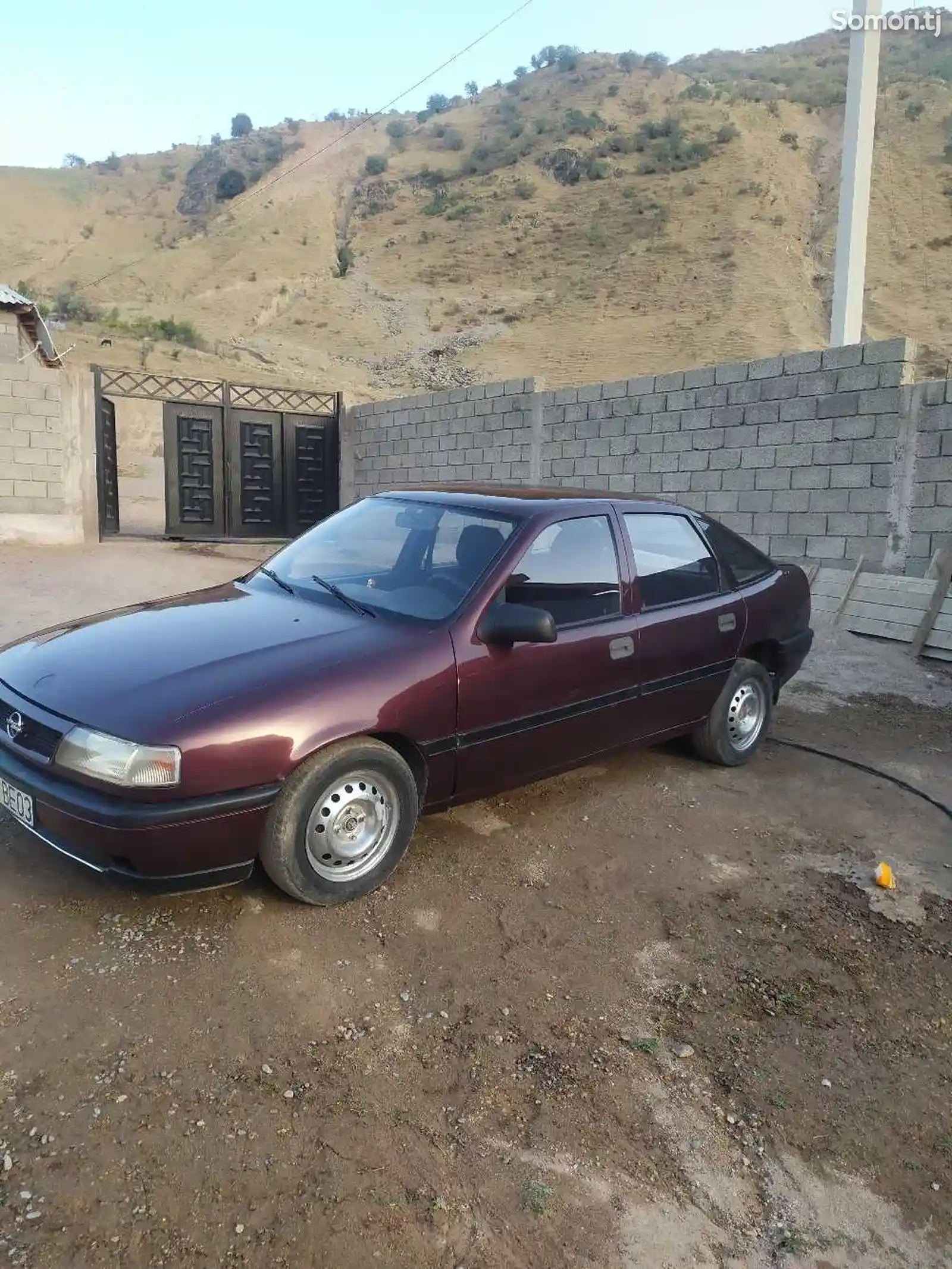 Opel Vectra A , 1990-2