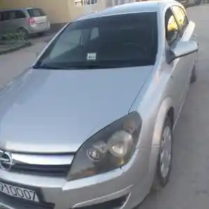 Opel Astra H, 2004