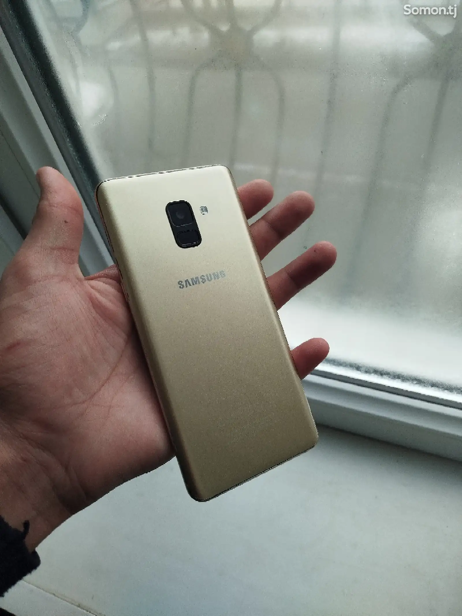 Samsung Galaxy А8+-1