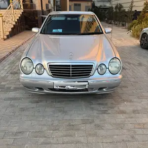 Mercedes-Benz E class, 2000