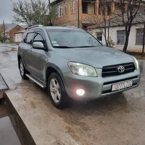 Toyota RAV 4, 2007