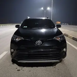 Toyota RAV 4, 2017