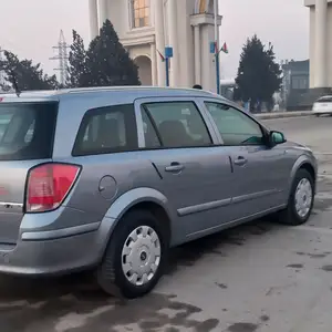 Opel Astra H, 2005