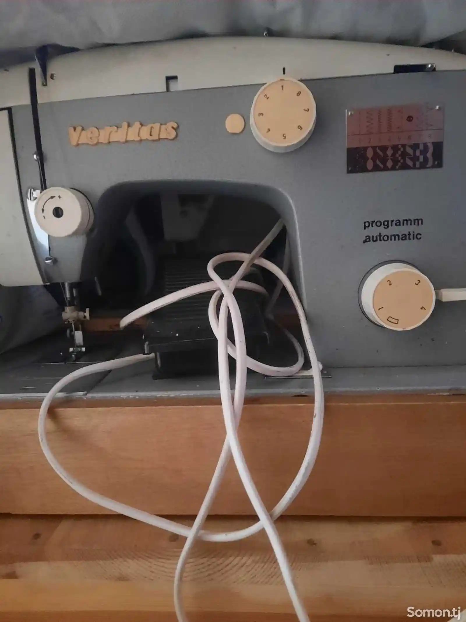 Швейная машина Veritas-1