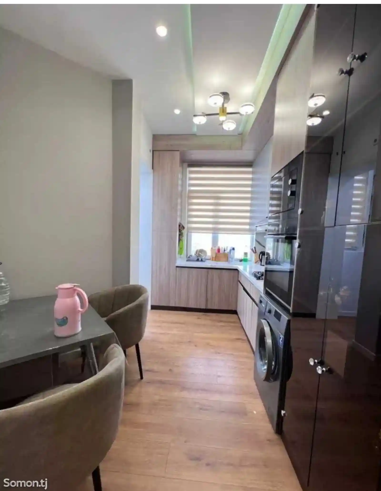 2-комн. квартира, 10 этаж, 70м², Универмаг-7