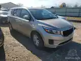 Kia Carnival, 2015-2