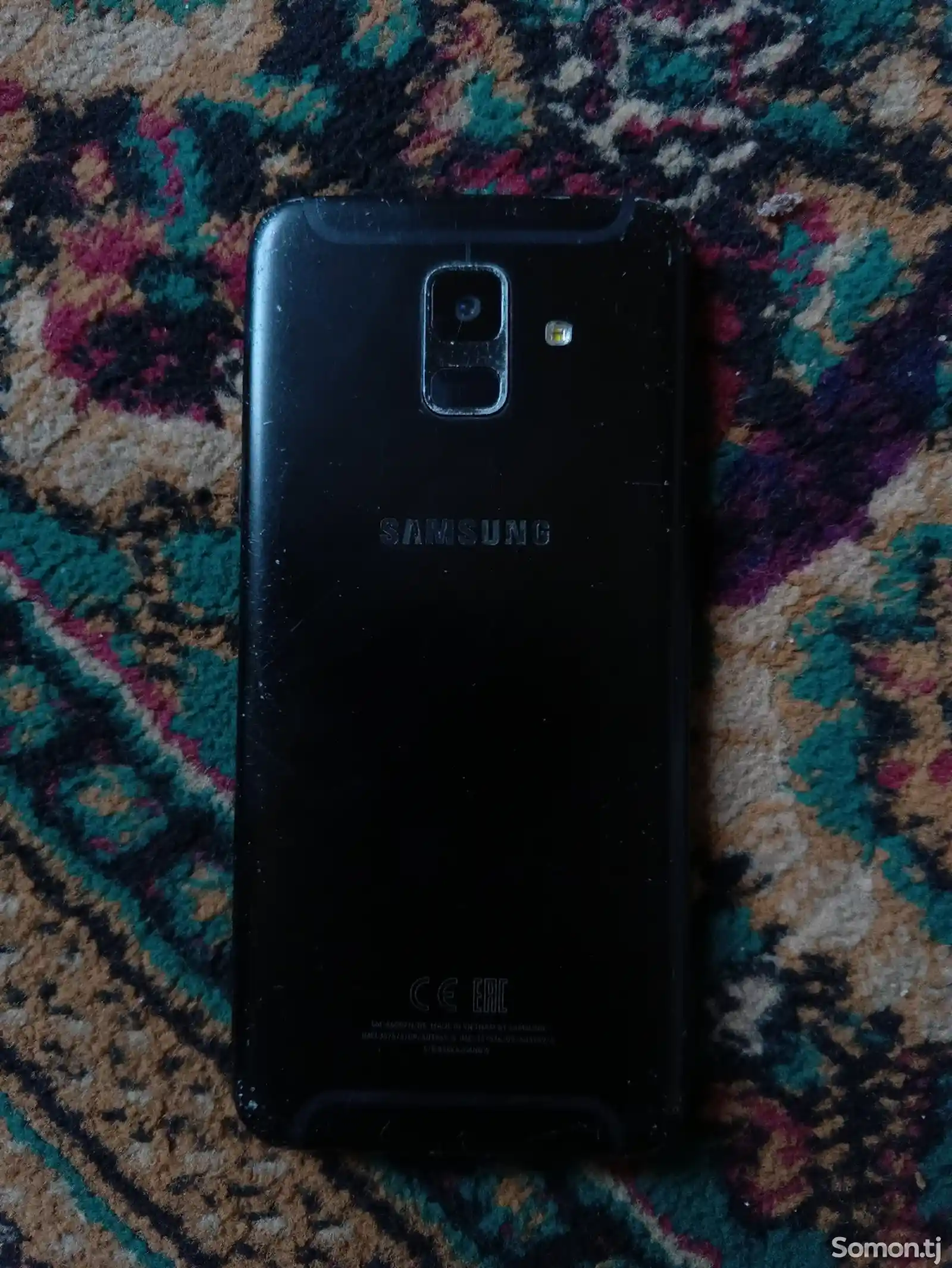 Samsung Galaxy A6-1