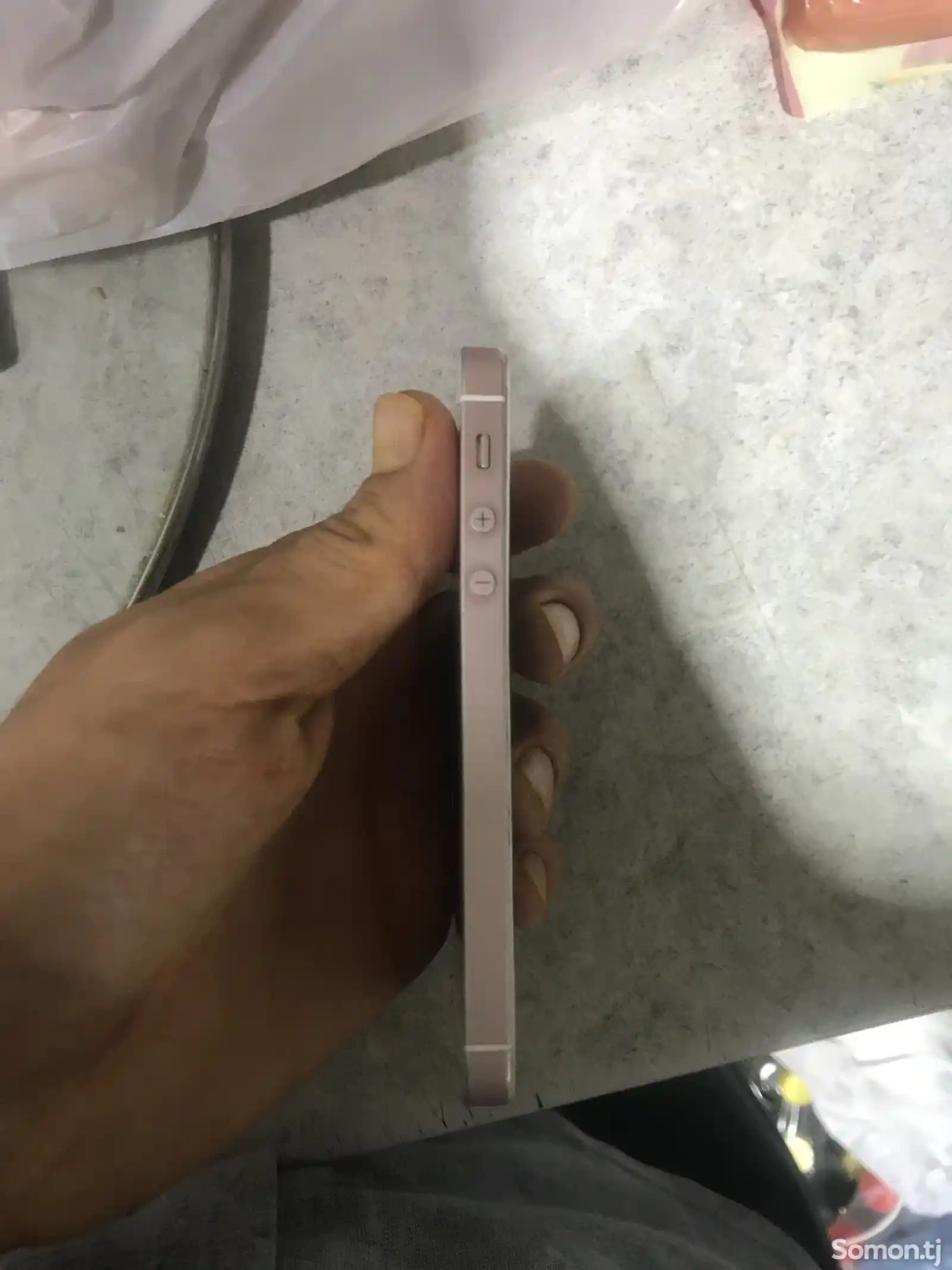 Apple iPhone SE, 64 gb-5