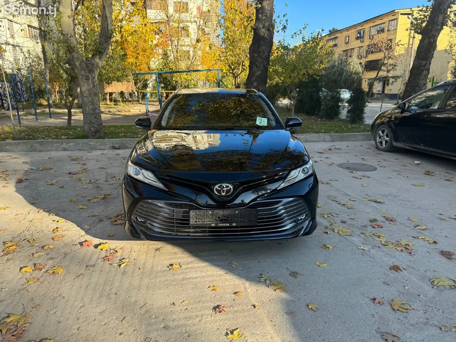 Toyota Camry, 2018-1