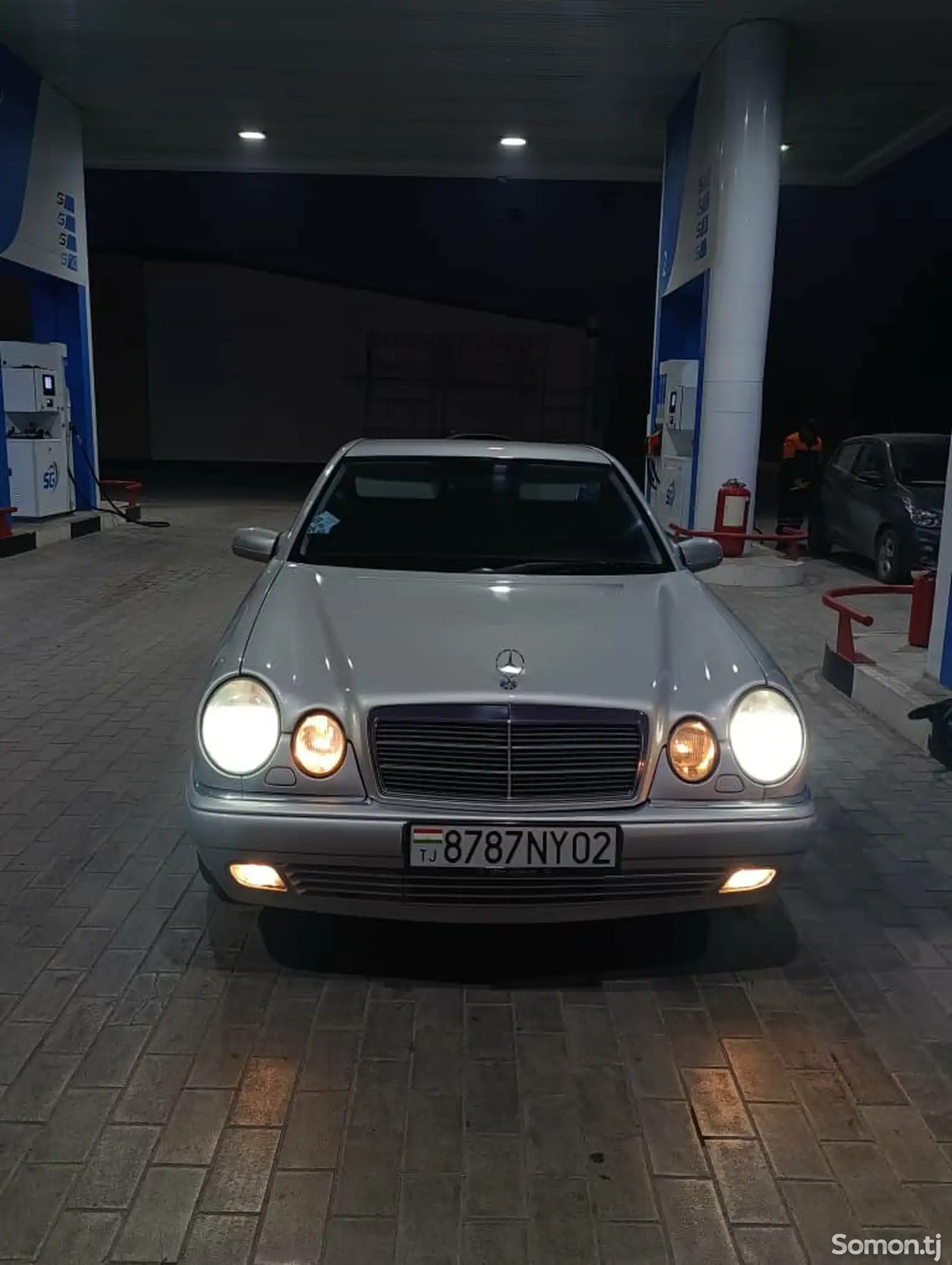 Mercedes-Benz E class, 1999-1