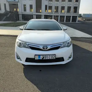 Toyota Camry, 2012