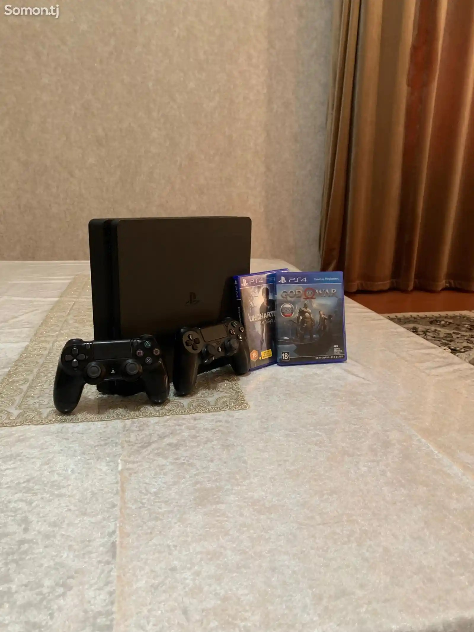 Игровая приставка Sony PlayStation 4 slim